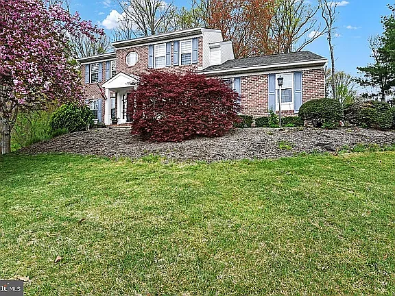 320 Kalorama Rd — Photo 31