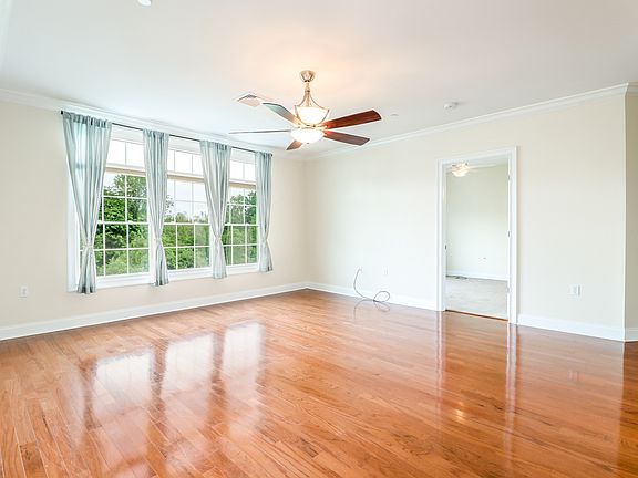 332 Still Water Circle