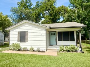824 S Anderson St, Angleton, TX 77515