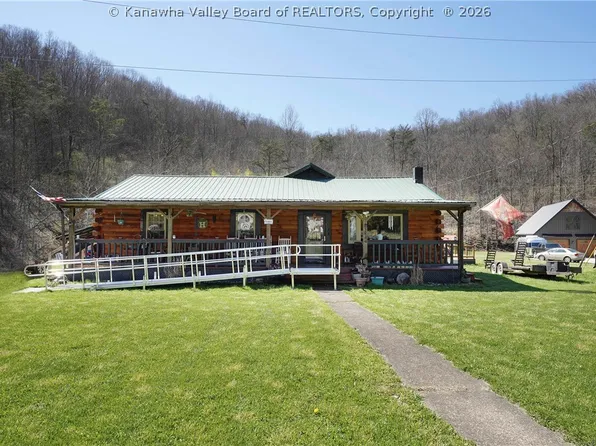 2844 Bowen Creek Rd, Branchland, WV 25506