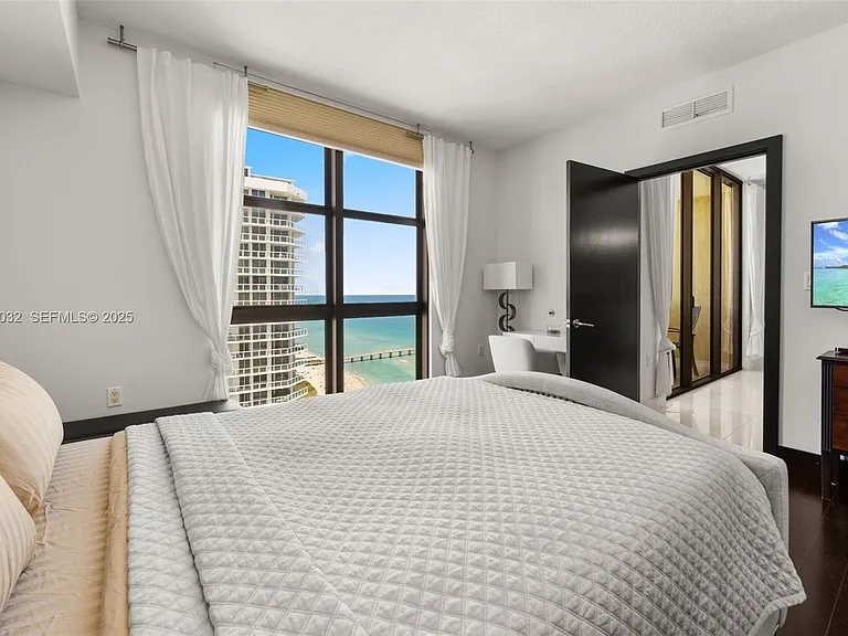 16275 Collins Ave #2202 — Photo 8
