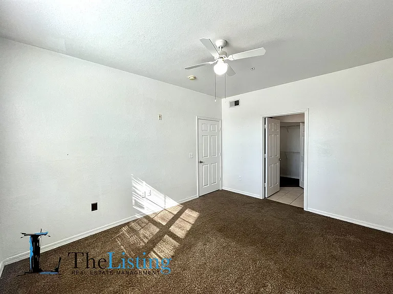 3428 Soho St #B6 — Photo 13
