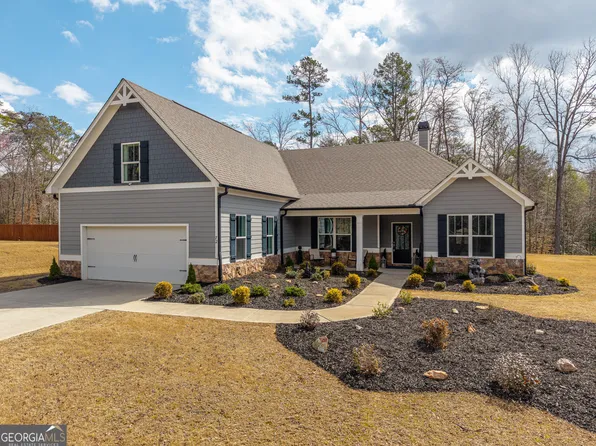 72 Highland Pointe Dr, Ellijay, GA 30540
