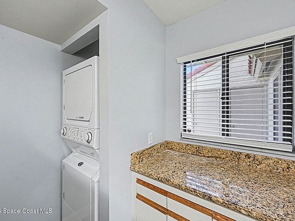 5th image of 955 Country Club Dr #111