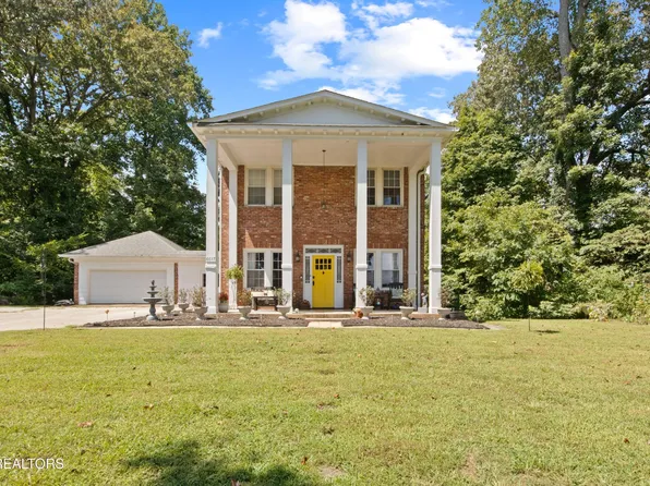 6617 Crescent Dr, Knoxville, TN 37920