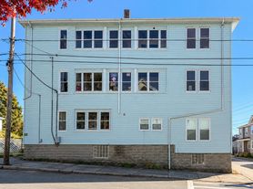 470 Cambridge St, Fall River, MA