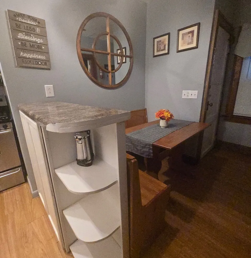3 bed, 1000 sqft, $2,000 — Photo 4