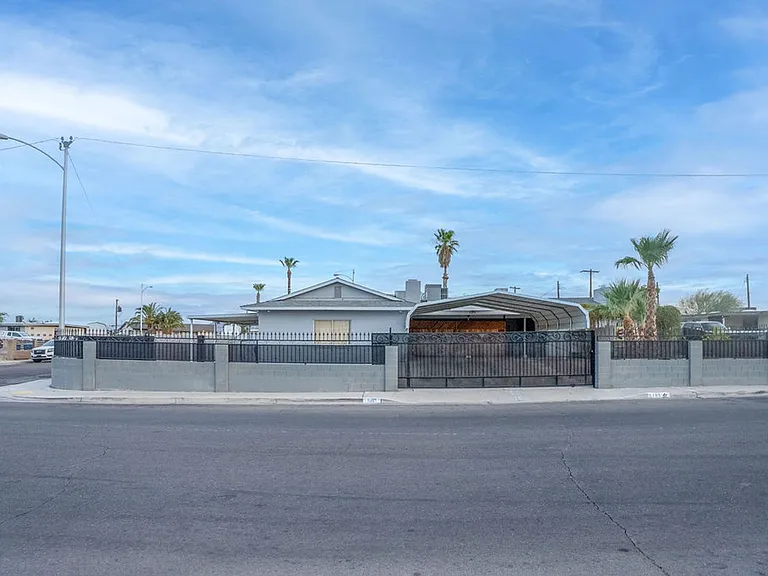 5185 Sun Valley Dr — Photo 59