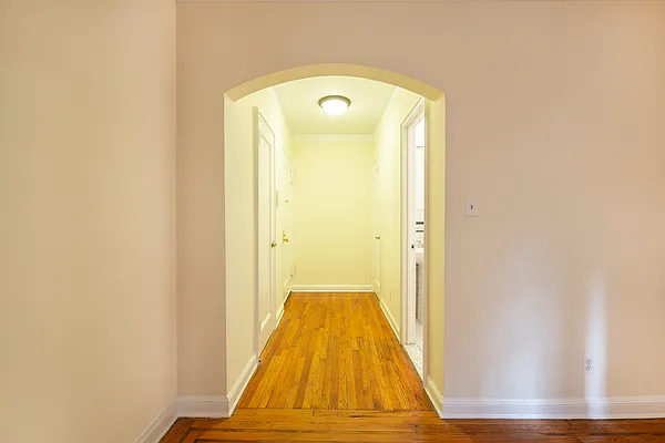 Rented by Compass | media 11