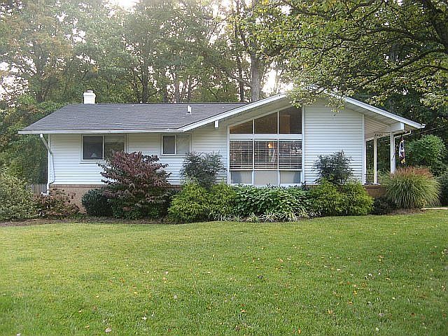 8421 Cottage Street