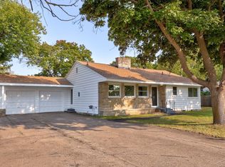 1910 S Outer Dr, Saginaw, MI 48601