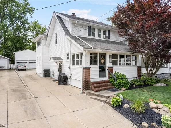 68 E Rosewood Ave, Akron, OH 44301