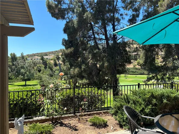 4239 Los Padres Dr, Fallbrook, CA 92028