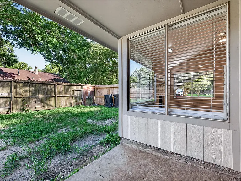14306 River Glen Dr — Photo 23