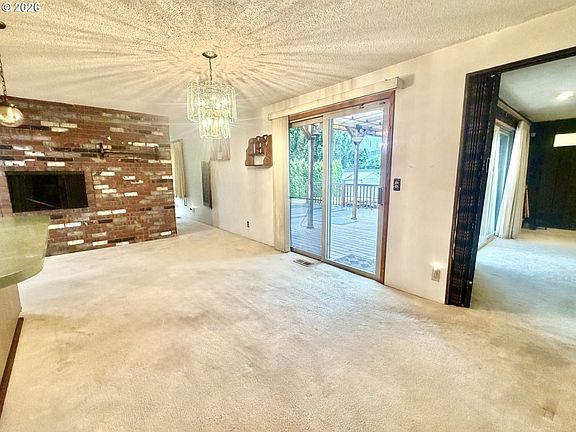 5th image of 14650 SE Thelma Cir