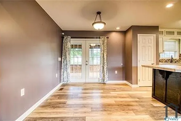 328 Land Cir #1 — Photo 3