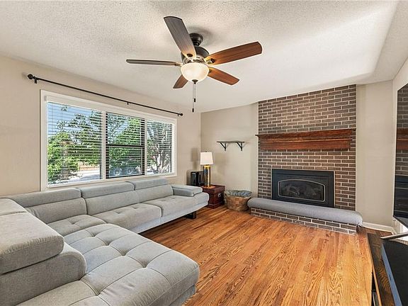 5th image of 8301 Clare Rd