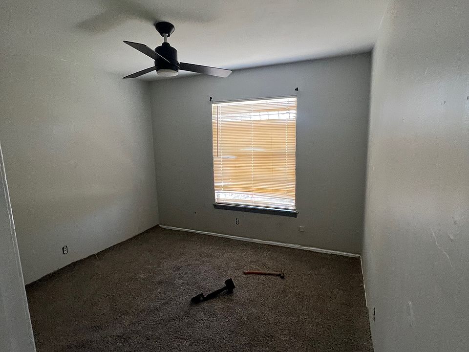 1st image of 2034 Springvale Dr