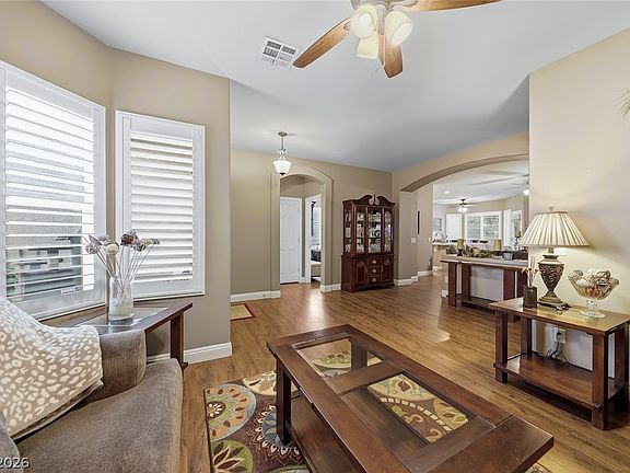 4th image of 2695 Ivoryhill St