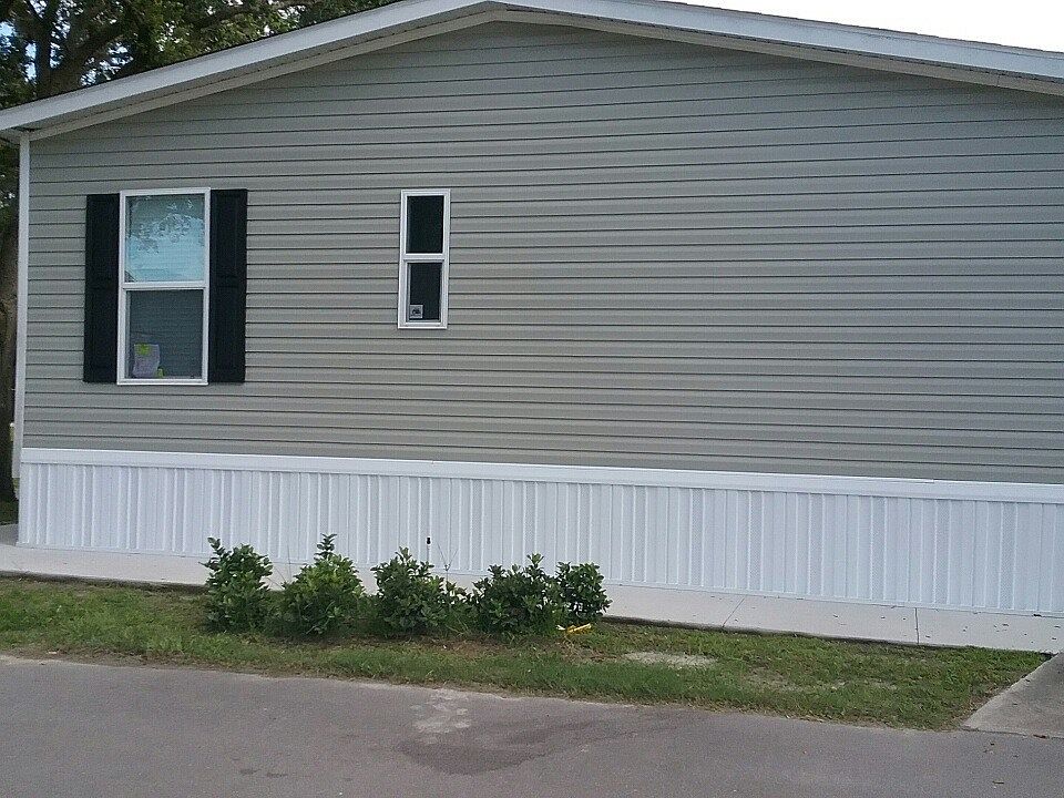 1st image of 1500 W Highland St Lot 0229