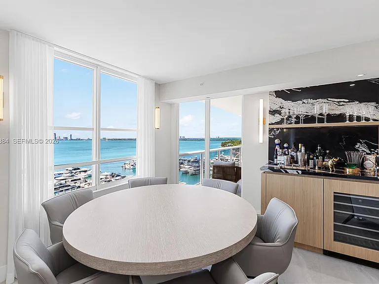 1800 Sunset Harbour Dr #1102/4 — Photo 14