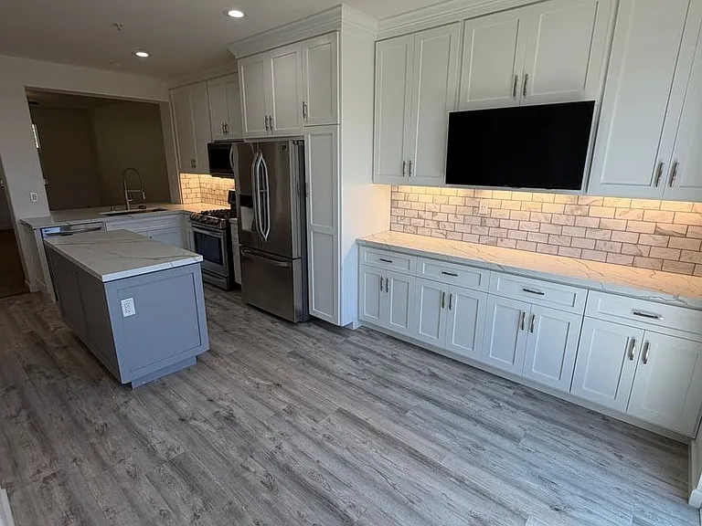 172 Beach Side Ct — Photo 11