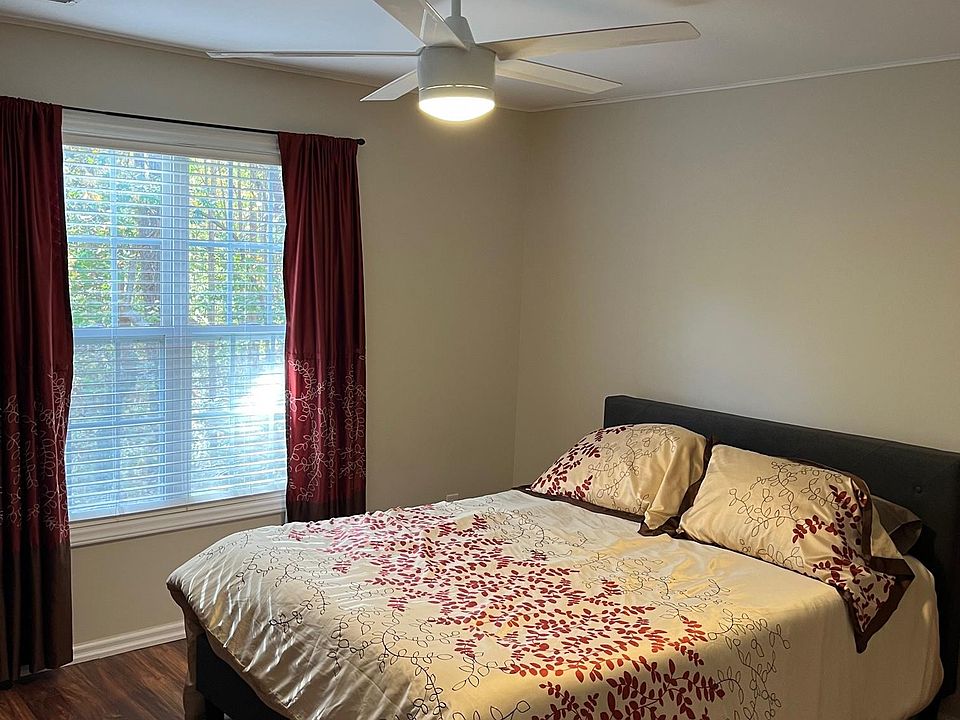 Bedroom #1