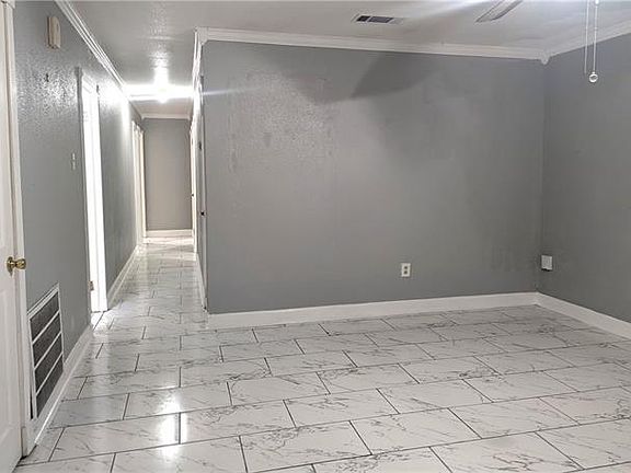 4th image of 301 Cherrywood Dr
