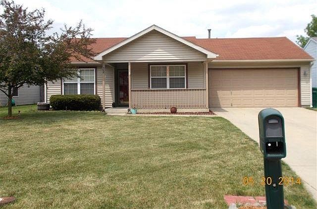 1st image of 32 Goldenrod Ct