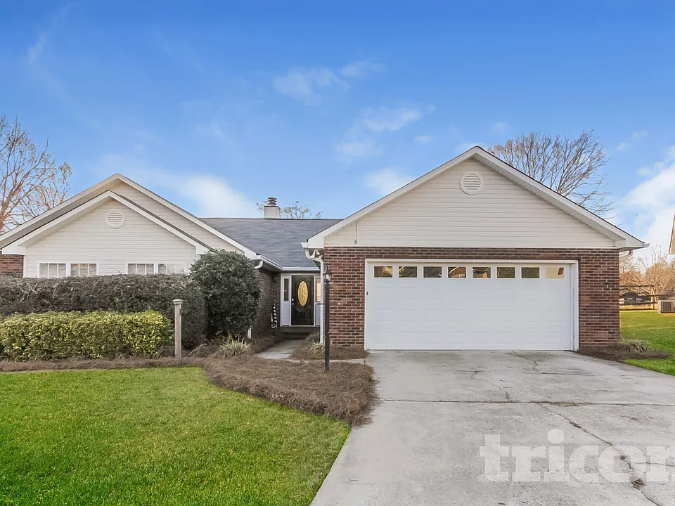 4904 Valley Trail Ct