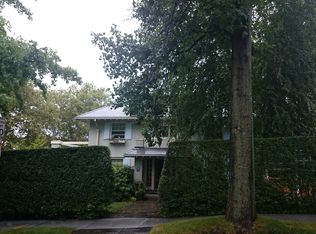 207 Dean Rd, Brookline, MA 02445