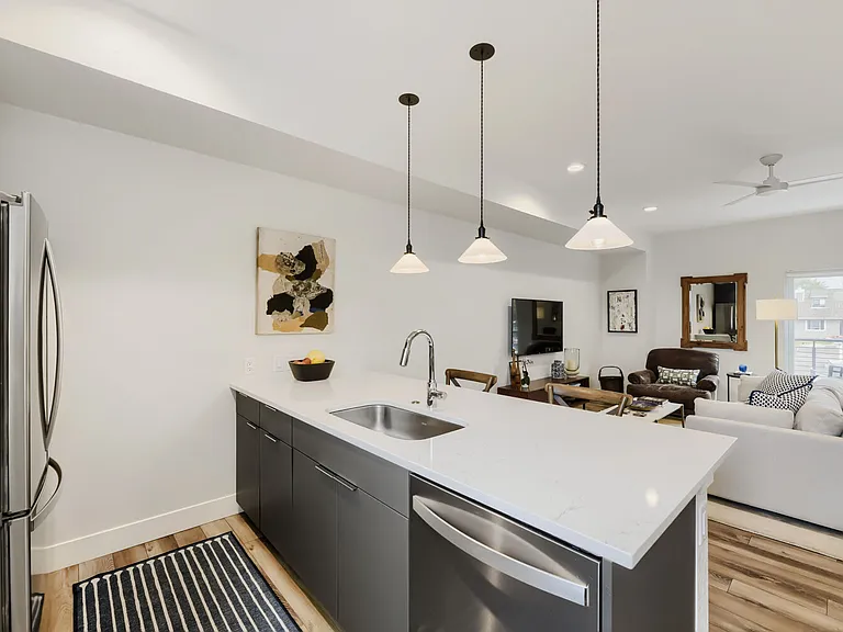 1190 S Reed Way — Photo 3