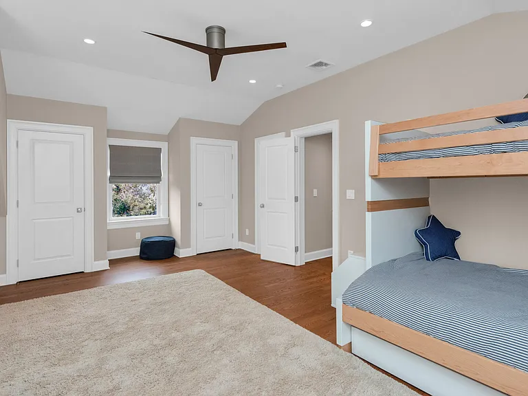 10 Ridge Ln — Photo 22