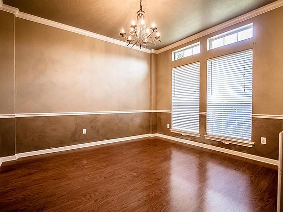 4th image of 7930 Lantana Ln