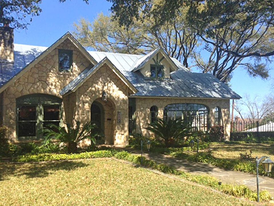 1st image of 233 Wildrose Ave