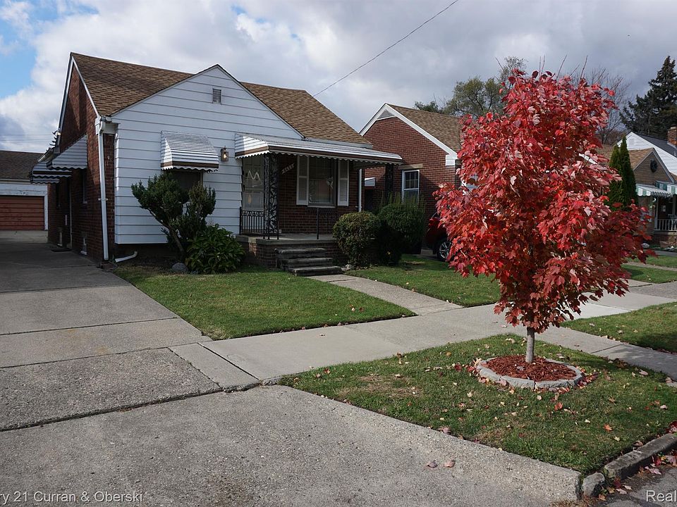 1st image of 6423 Grandmont Ave