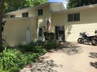 631 Meadow Pl, Ames, IA 50010