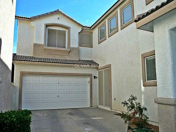 4th image of 9740 Del Mar Heights St