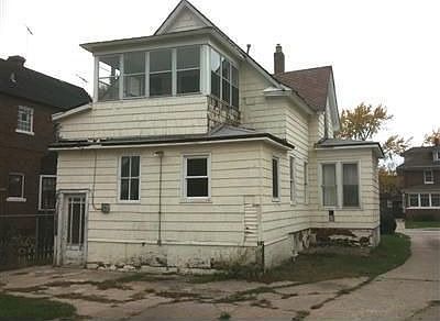 2nd image of 38 Detroit St