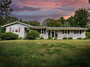 1139 Smithtown Rd, Morgantown, WV 26508