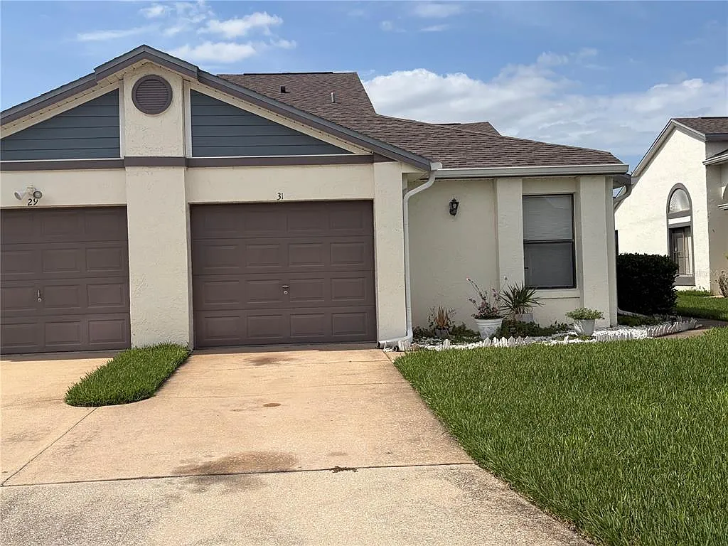 3 bed, 2.0 bath, 1234 sqft, $2,000 — Photo 2