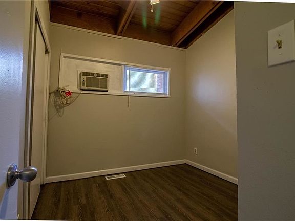 5th image of 6709 San Bonita Ave
