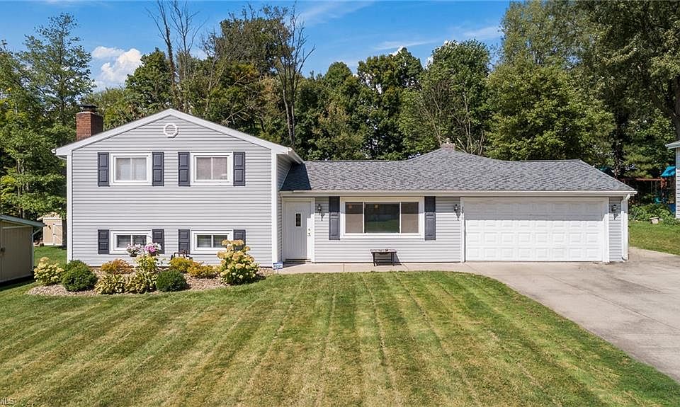 1st image of 2259 Gary Dr