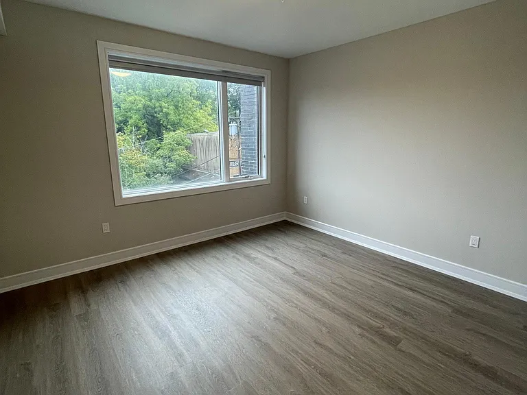 42 Spring St — Photo 10