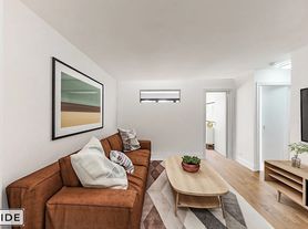96 5th Ave