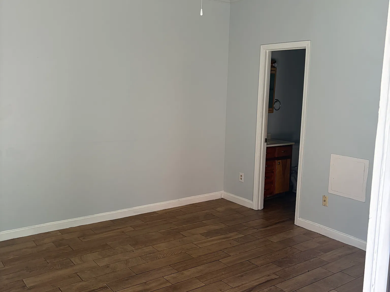 1 bed, 400 sqft, $700 — Photo 3