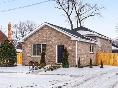 4147 Amelia Ave, Lyons, IL, 60534