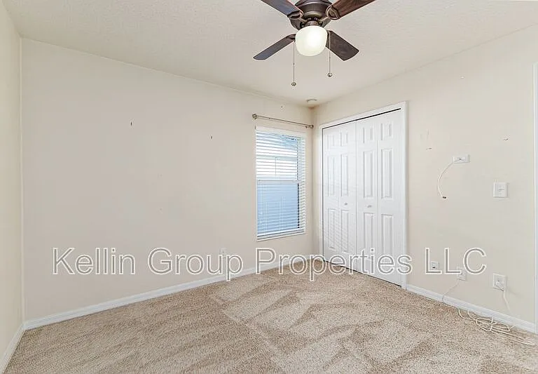 7233 Wakeview Dr — Photo 23