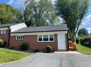 704 Ridgecrest Dr NE, Lenoir, NC 28645