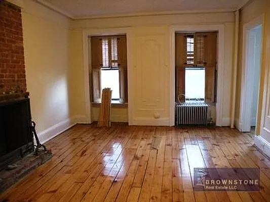Rented by Brownstone Real Estate | media 31
